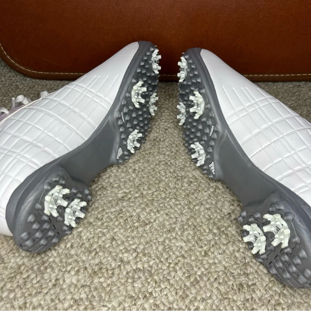 NWOT Adidas golf shoes